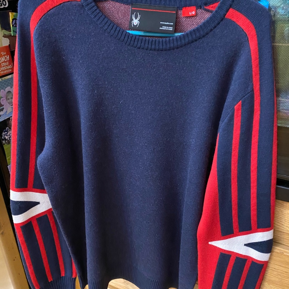 Brand new men’s Spyder sweater  thick trendy warm